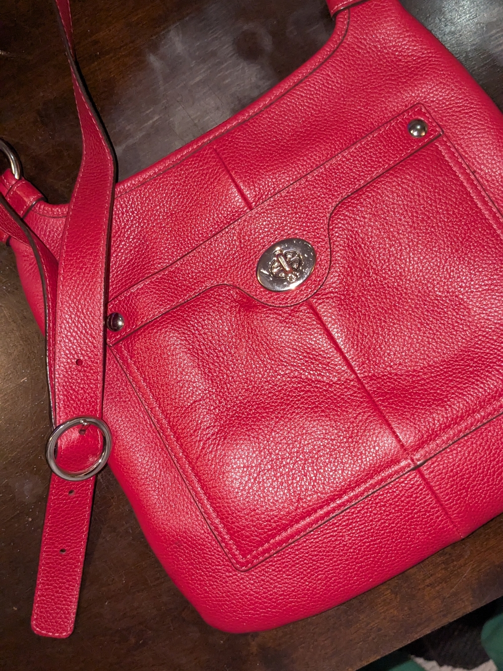 Coach Cherry Red Leather Crossbody Bag with Kiss Lock Pocket! 2011